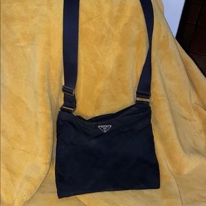 PRADA
Tessuto Nylon Messenger Bag Black